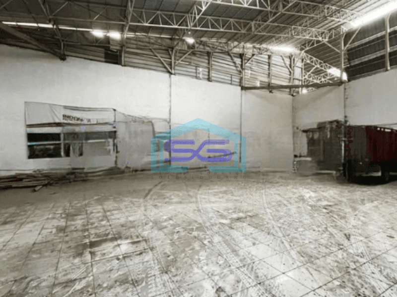 Disewaakn Gudang Ada Kantor Luas Tanah  2500 m² di Tangerang