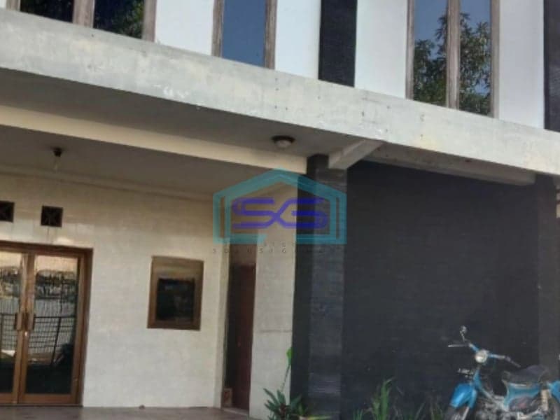 Disewakan Kantor Luas Bangunan 500 m² Lokasi Banguntaon Bantul