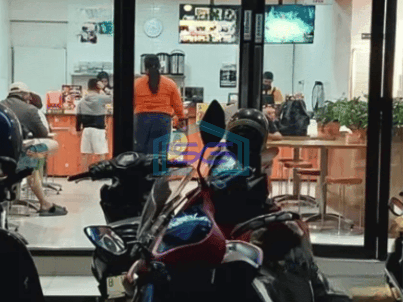 Disewakan Ruko Luas Tanah 130 m² Lokasi Strategis di Pinggir Jalan Raya Percetakan Negara Jakarta Pusat