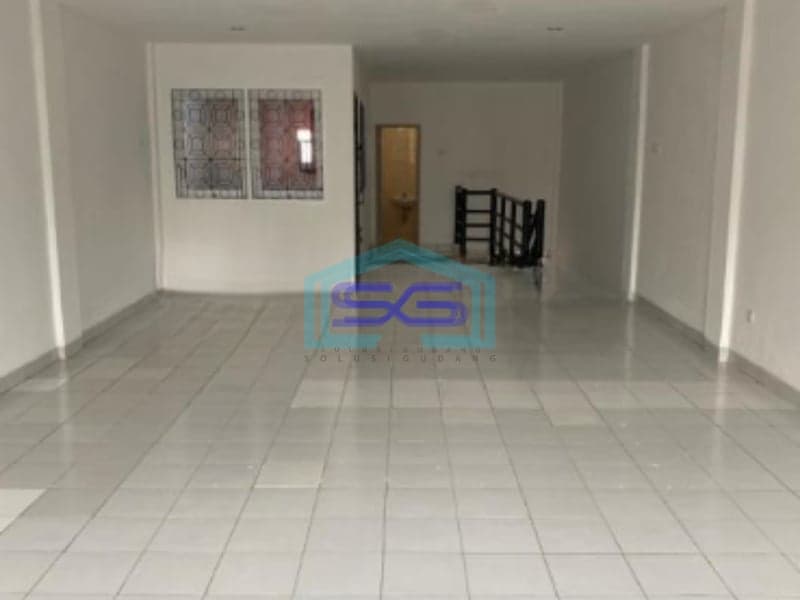 Disewakan Ruko siap Huni di Sektor 4 Samping BSD Plaza Serpong, Tangerang Selatan Luas Bangunan  225 m²