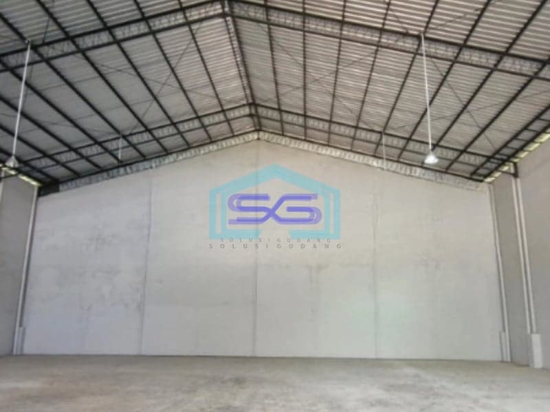 Disewakan Gudnag Lokasi Bebas Banjir di Semarang Jawa Tengah Luas Tanah  500 m²