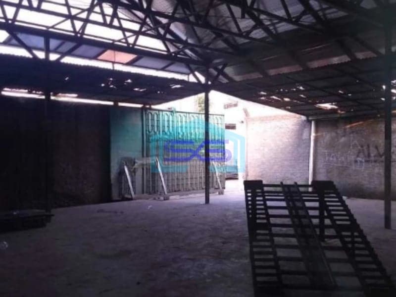 Dijual Cepat dan Murah Gudang Siap pakai Samping Harapan indah 1 Luas Bangunan  350 m²