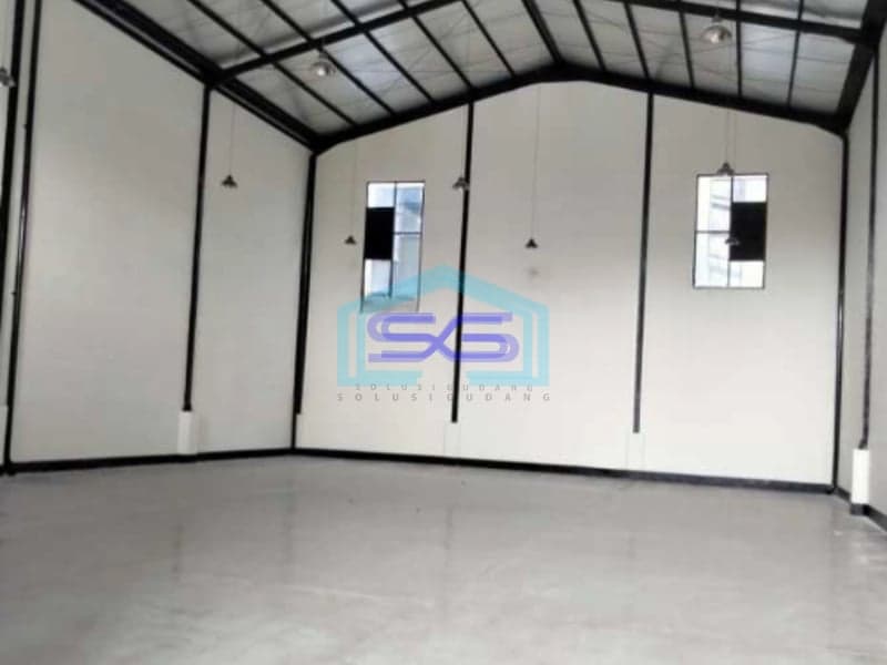 Disewakan Gudang Lokasi Bebas Banjir Luas Tanah 600 m² di Bandung