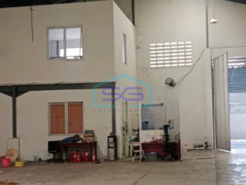 Disewakan Gudang Murah Luas Bangunan 600 m² Lokasi Bebas Banjir di Cipondoh Tangerang