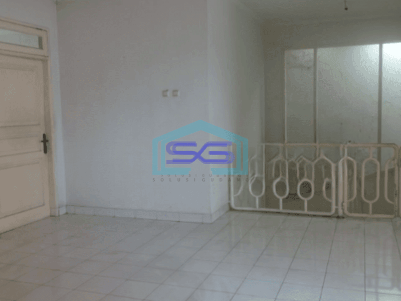 Disewakan Gudang 2 Lantai Luas Bangunan 646 m² di Menteng Jakarta Pusat