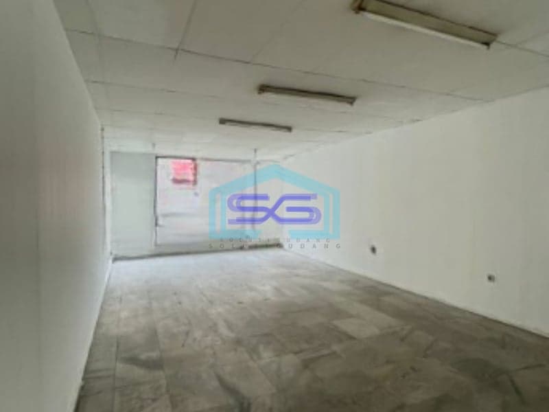 Disewakan Ruko Luas Bangunan 300 m² Lokasi di Jakarta Utara