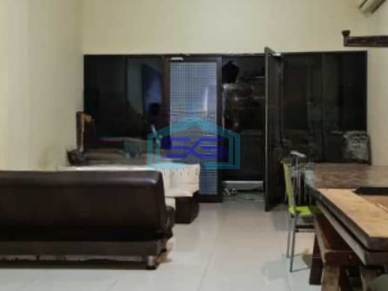 Disewakan Ruko 3 Lantai Luas Bangunan 300 m² Lokasi Siap Huni di Bekasi