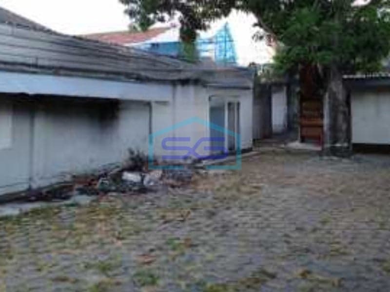 Disewakan Ruang Usaha Luas Tanah 975 m² 1 Lantai Lokasi di Surakarta
