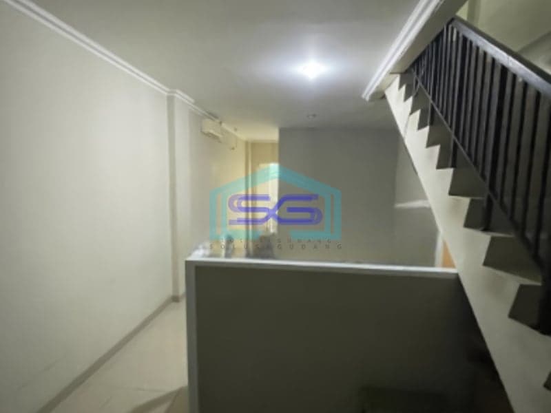 Dijual Ruko Lokasi Bebas Banjir di Tangerang Luas Bangunan  233 m²