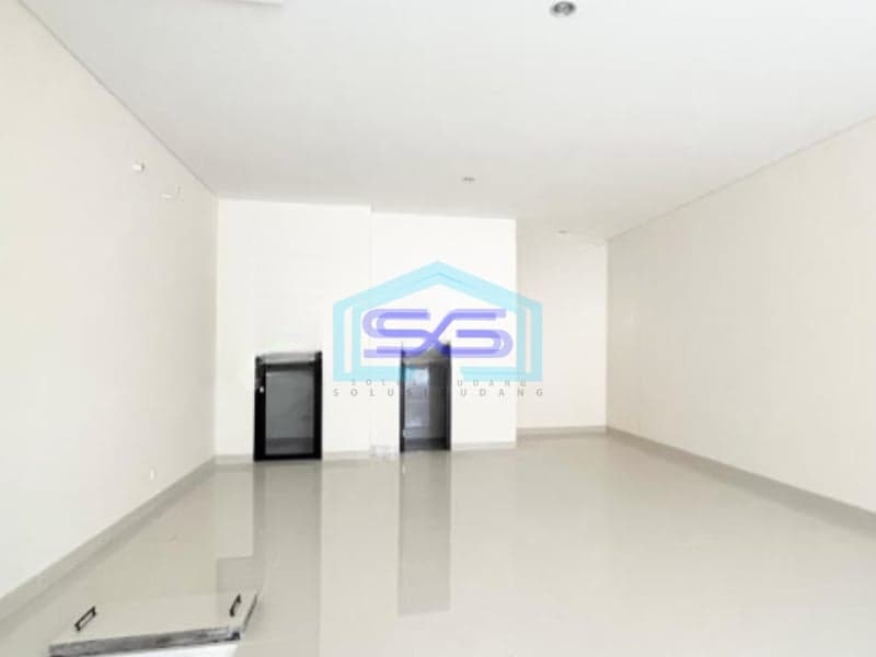 Disewakan Ruko 3 Lantai Luas Tanah 120 m² Lokasi di Gading Serpong Tangerang