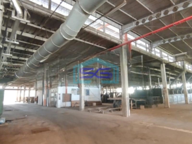 Dijual Pabrik Kayu Strategis dan SIap Pakai Di Jember Luas Bangunan  23604 m²