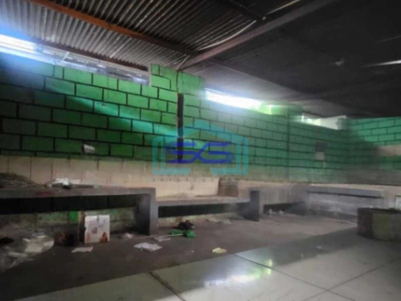 Disewakan ruang usaha di tentara pelajar Semarang Selatan Luas Bangunan  300 m²