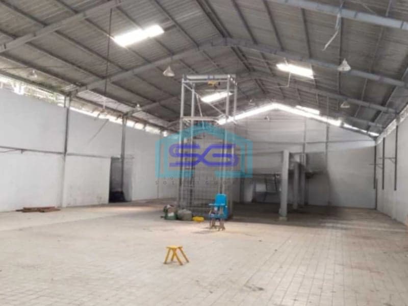 Disewakan Gudang Luas Bangunan  1000 m² Lokasi di Tangerang