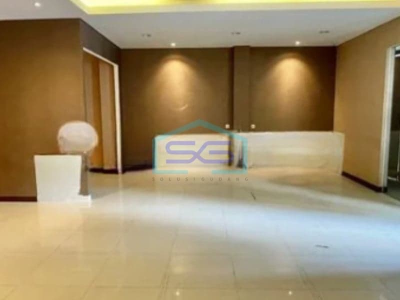 Disewakan Ruko Lokasi Strategis di Jl. Slamet Riyadi, Solo Jawa Tengah LB 495m2