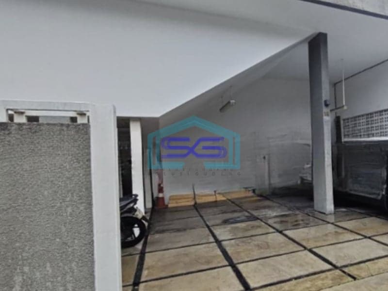Disewakan Ruko 3 Lantai Luas Bangunan 460 m² Lokasi Depok Jawa Barat