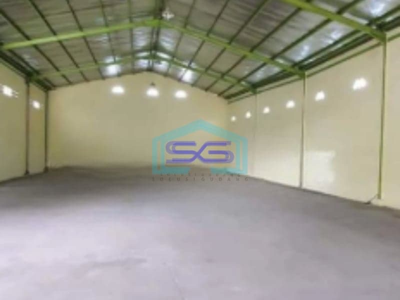 Dijual Gudang Siap Pakai Strategis Lokasi Strategis di Sentul Bogor LT 900m2