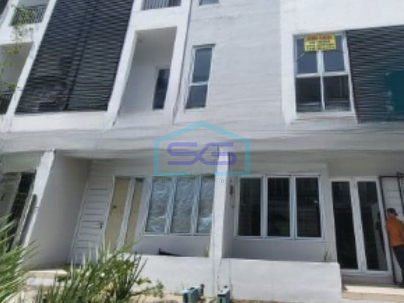 For Sale: 3-Story Shophouse in Cengkareng, West Jakarta, Land Area 100 sqm