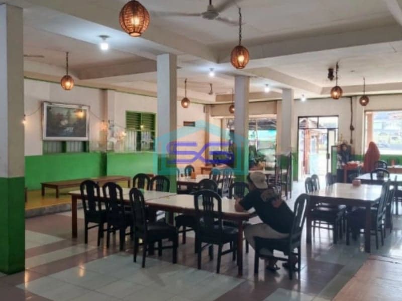 Disewakan Bangunan Ruang Usaha Ex Rumah Makan Daerah Cikarang Utara Bekasi LB 800m2