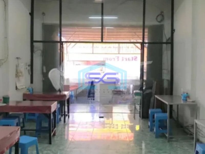 Dijual Ruko Strategis Pinggir Jalan 2 Lantai SHM Daerah Waru Sidoarjo Jawa Timur LB 225m2