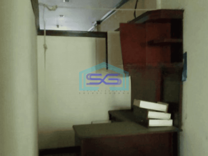 Disewakan Ruko Luas Bangunan  120 m² 2 Lantai Siap Huni di Kelapa Dua Tangerang
