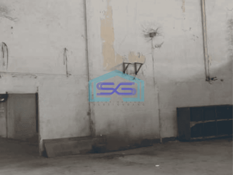 Dijual Gudang Luas Bangunan  4600 m² Lokasi Strategis di Curug Tangerang