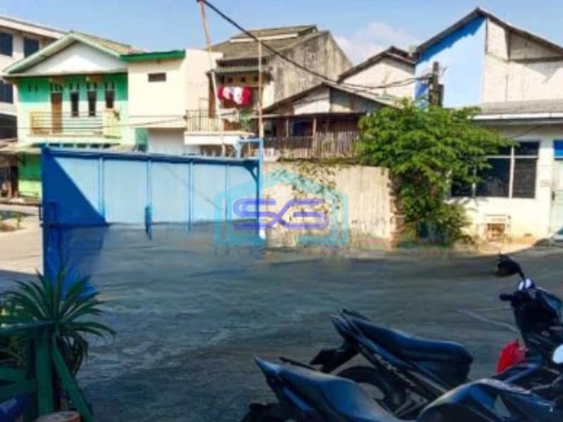 Dijual Gudang Ada Kantor Luas Bangunan 1500 m²  Lokasi Kapuk Kamal Jakarta Barat