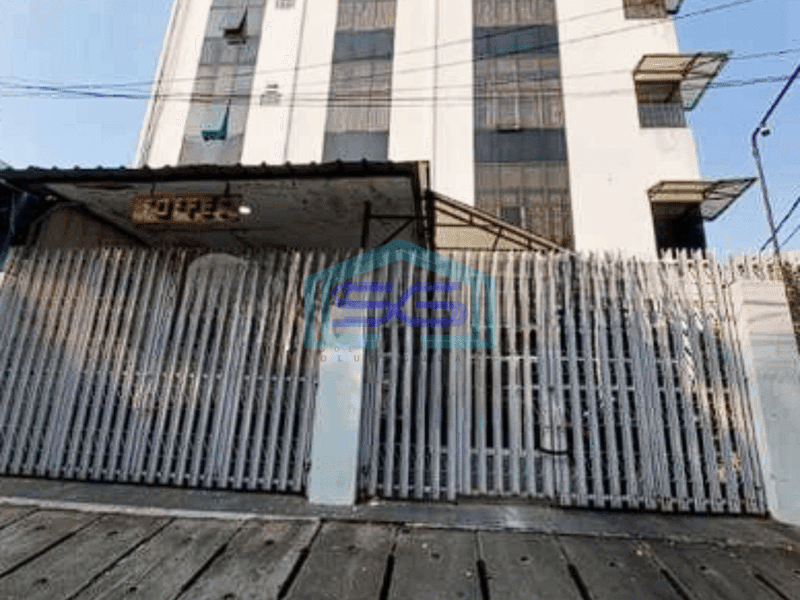 Dijual Gedung 4,5 Lantai di Bungur Jakarta Pusat Luas Bangunan 300m2