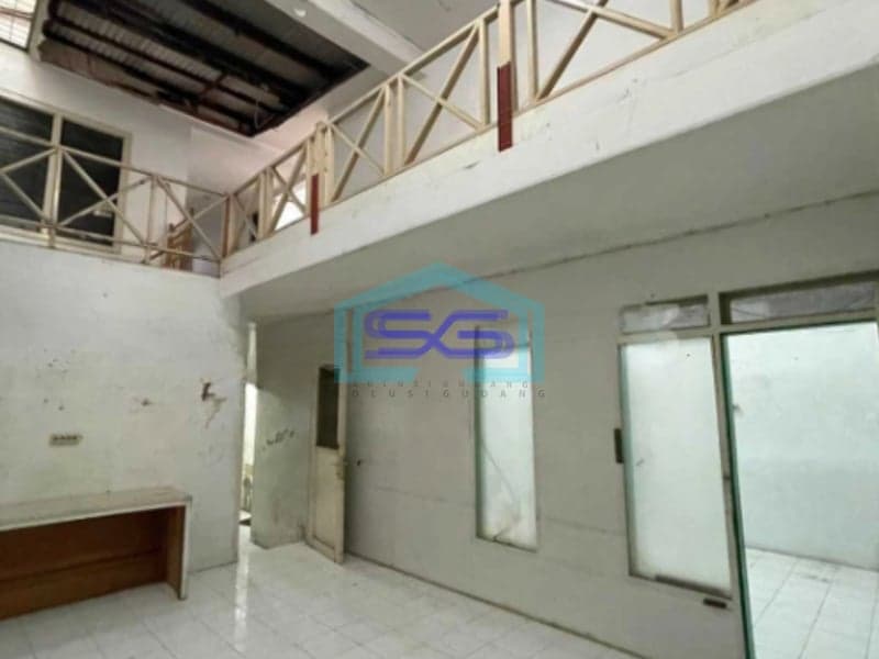 Disewakan Ruko 2 Lantai Lokasi Strategis Di Tengah Kota Surakarta Cocok Untuk Investasi Usaha LB 400m2