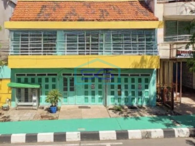 Dijual Ruko Strategis Luas Tanah 488 m² Lokasi di Semarang Tengah