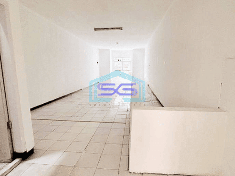 Disewakan Ruko Siap Pakai 2 Lantai Dan Strategis di Daerah Malang LB 144m2