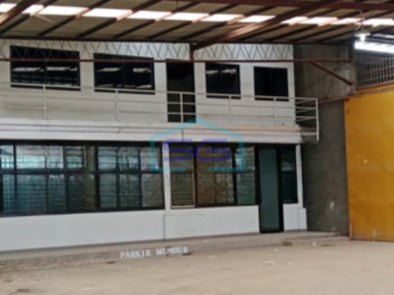 Disewakan Gudang Luas Tanah 1600 m² Lokasi Bebas Banjir di Cipondoh Tangerang Banten