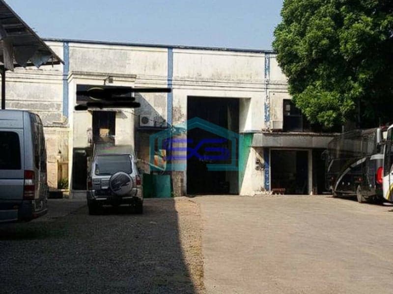 Disewakan Gudang di Jln Soekarno Hatta, Mainroad Bandung Parkir Sangat Luas LT 3200m2