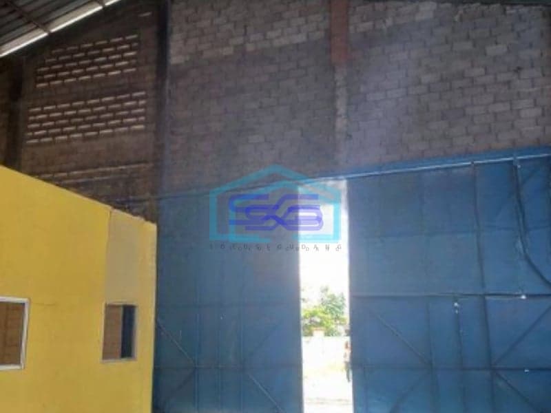 Disewakan Gudang Ada kantor Luas Bangunan  2400 m² di Cikupa Tangerang