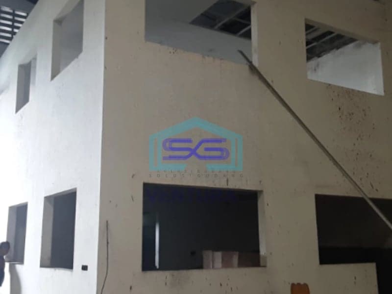 Dijual Gudang Akses Container 40 Feet Luas Bangunan 1000 m² Lokasi Gresik Jawa Timur