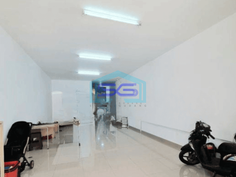 Dijual Ruang Usaha Green Court Cengkareng Jakarta Barat Luas Tanah 75 m²