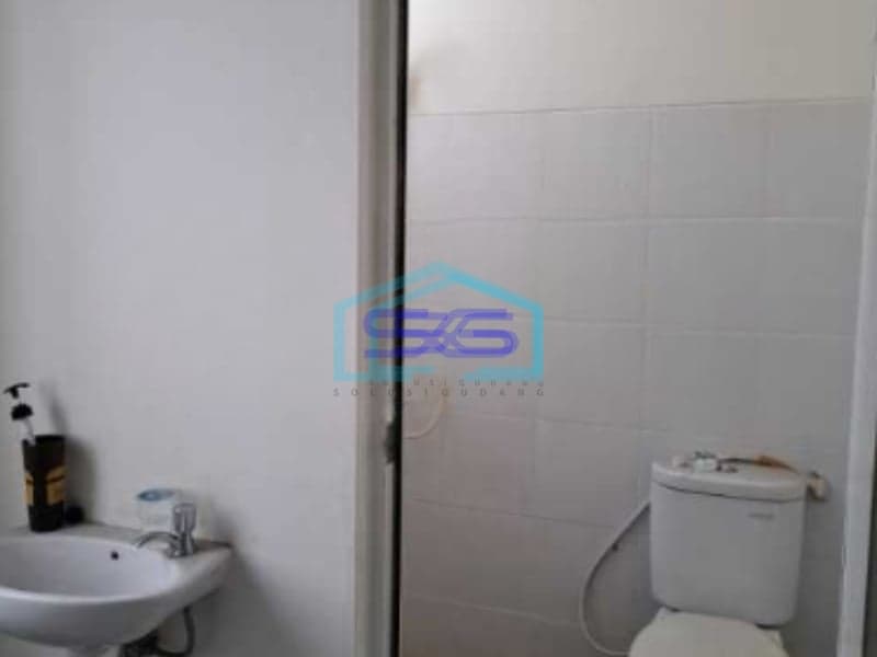 Dijual Ruko 3 Lantai Luas Bangunan  213 m² Lokasi Cikokol Tangerang