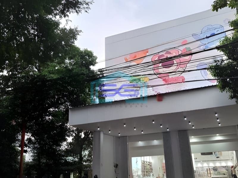 Dijual Ruang Usaha Lokasi Strategis Siap Pakai di Pinggir Jalan Jendral Sudirman Pati Jawa Tengah LT 1250m2