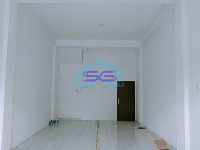 Disewakan Ruko 3 Lantai Siap Pakai & Strategis di Jl. Alamsyah Ratu Prawiranegara, Palembang LB 192m2