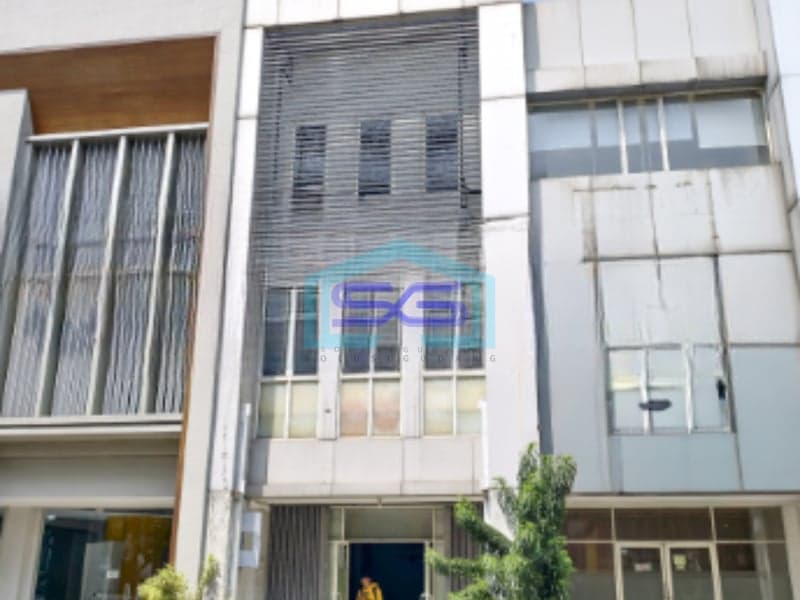Disewakan Ruko Siap Pakai Bebas Banjir Luas Bangunan  237 m² di Alam Sutera Tangerang