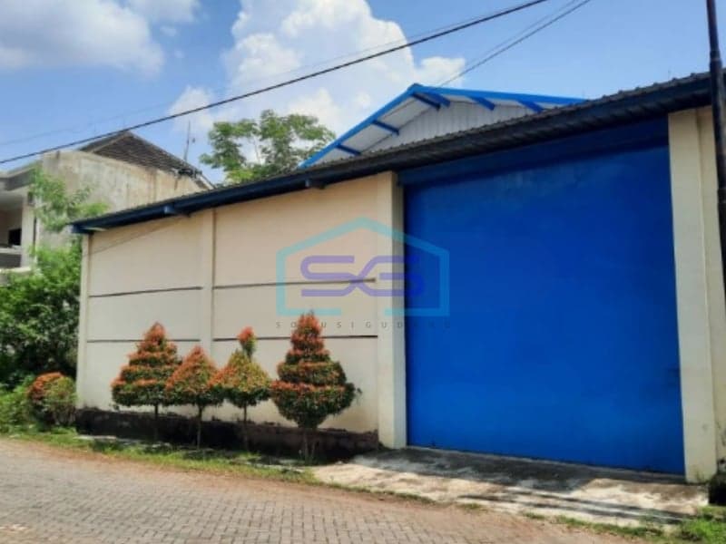 Dijual Tanah Bonus Bangunan Gudang di Solo Jawa Tengah Luas Tanah 252m2