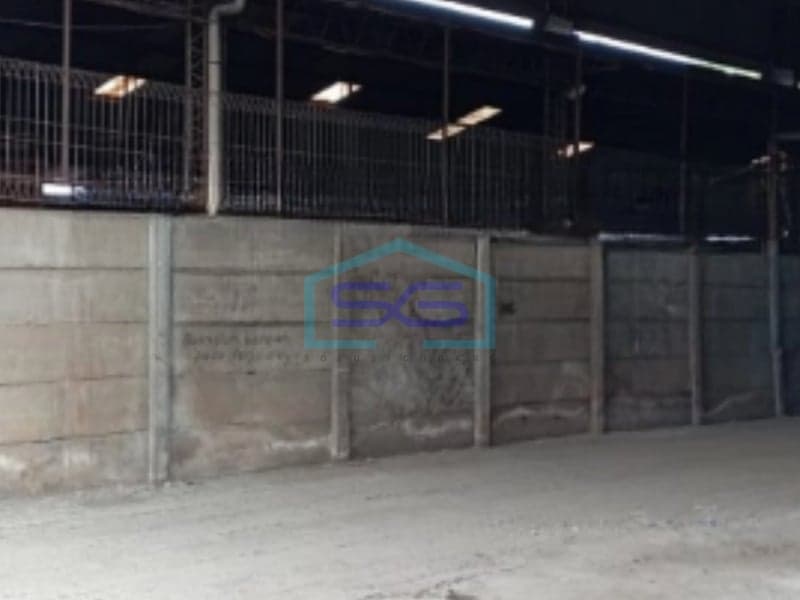 Disewakan Gudang Akses Container 40 Ft Siap Huni di Daerah Pinang Tangerang
