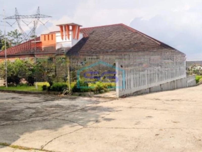 Flood-Free Warehouse for Sale Land Area 8072 m² Located in Sumedang