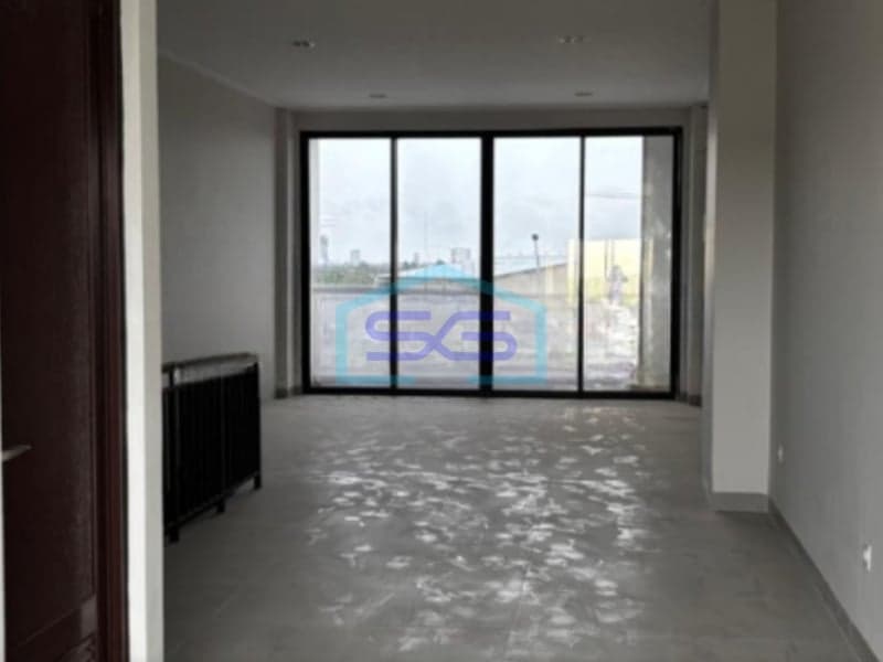 Disewakan Ruko Lokasi Strategis di Mega Kuningan PIK 2, Jakarta Utara LB 236 m²