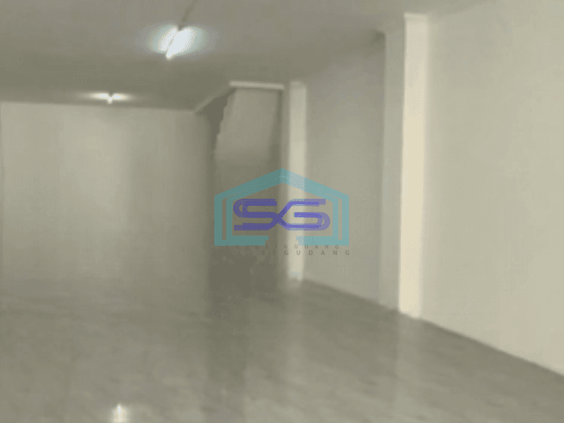 Disewakan Ruko Baru di Jalan Utama Pangeran Jayakarta Jakarta Pusat Luas Bangunan 550 m²