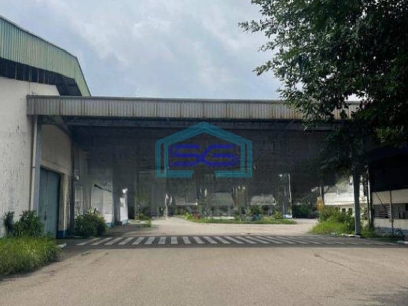 Dijual Pabrik di Karawang Barat Luas Bangunan 7000 m²