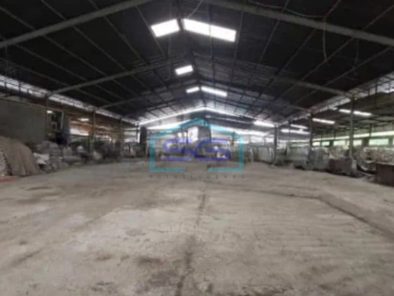 Strategic Warehouse for Sale Land Area 1880 sqm Located in Parung Panjang Bogor