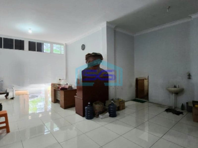 Dijual Kantor Luas Bangunan 600 m² Lokasi Semarang