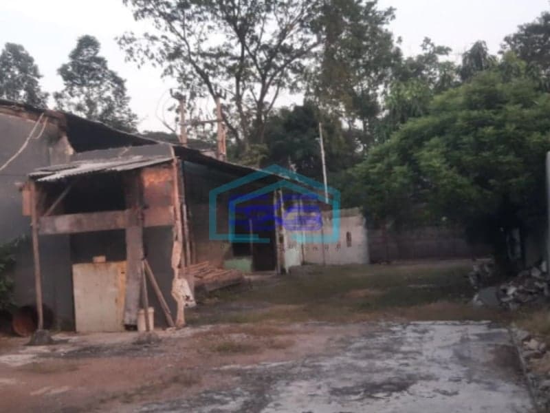 Dijual Gudang Luas Tanah 1000 m2 Lokasi Daan Mogot Jakarta Barat