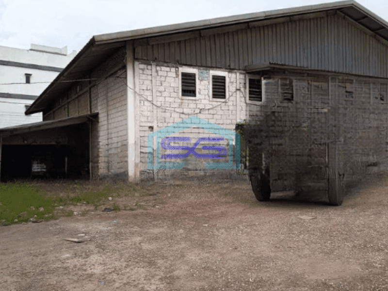 Disewakan Gudang Luas Bangunan 2100 m² Akses Container 40 Feet di Jurumudi Tangerang