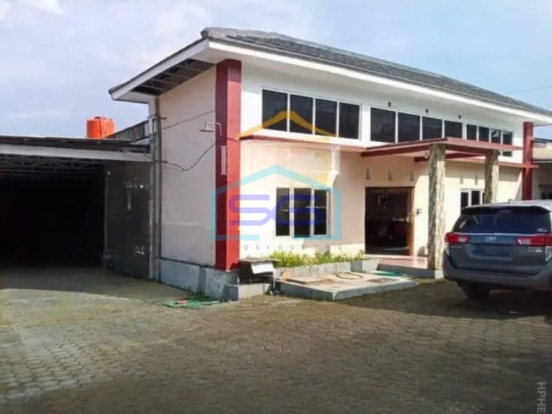 Warehouse and Office for Sale in Tembalang, Semarang Central Java Land Area 820 m² Ready to Occupy